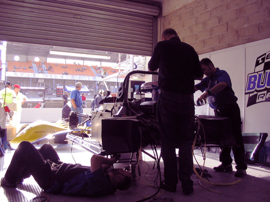 Garage 2.jpg 160.6K